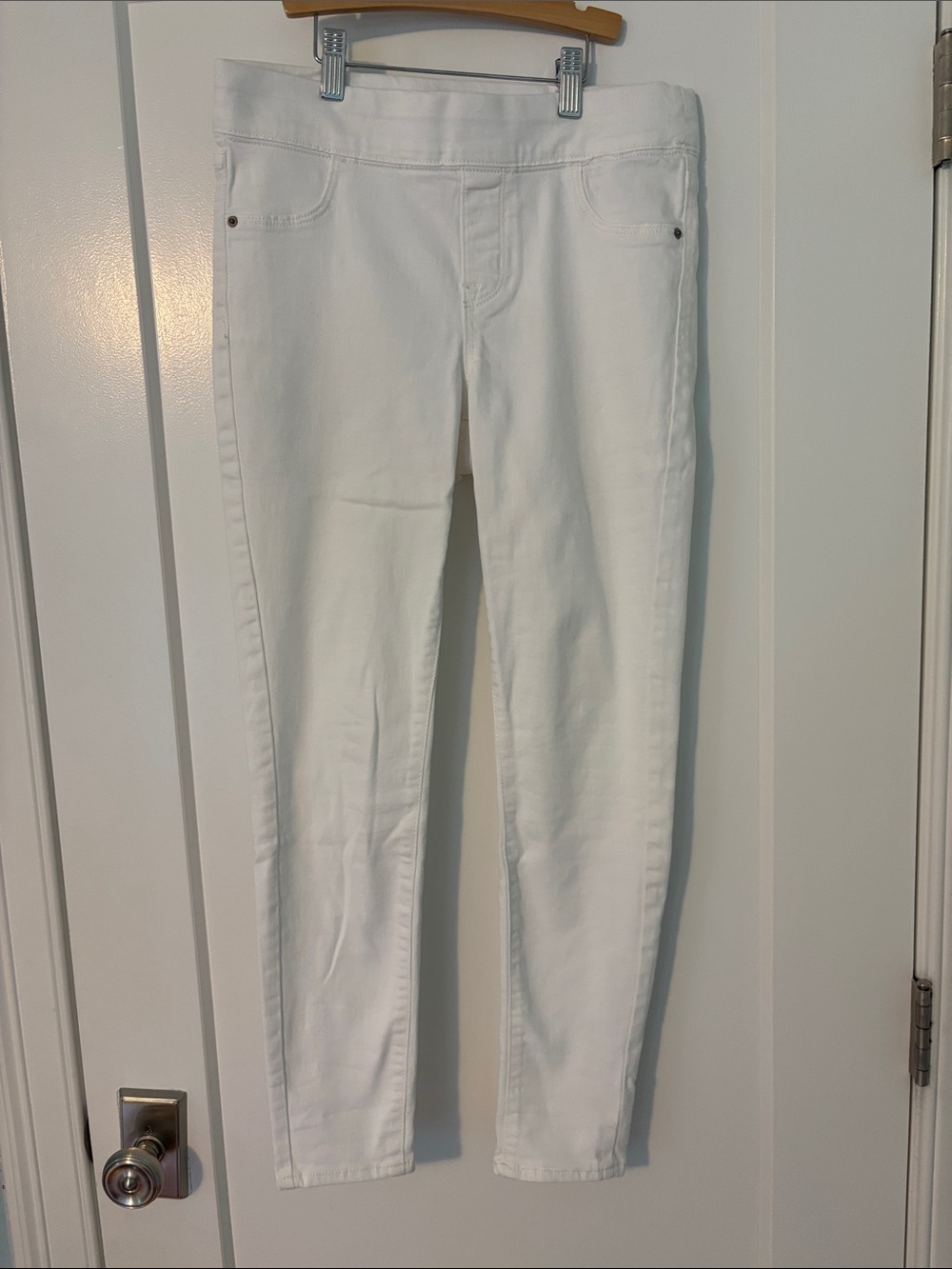 Old Navy Women’s Rockstar Mid-Rise Skinny Jeans, Size 4 Regular